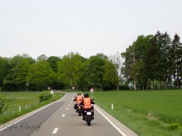 2026-05-10_Reco-et-Encadrement-Tracteurs-et-Vehicules-Anciens_Courtil